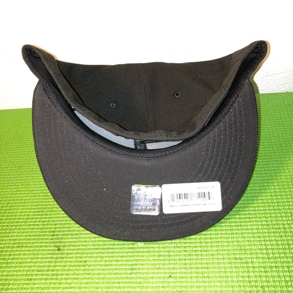 Men's Chicago Bears New Era Black 2022 NFL Draft 59FIFTY Fitted Hat size 7 1/2 - Picture 5 of 9